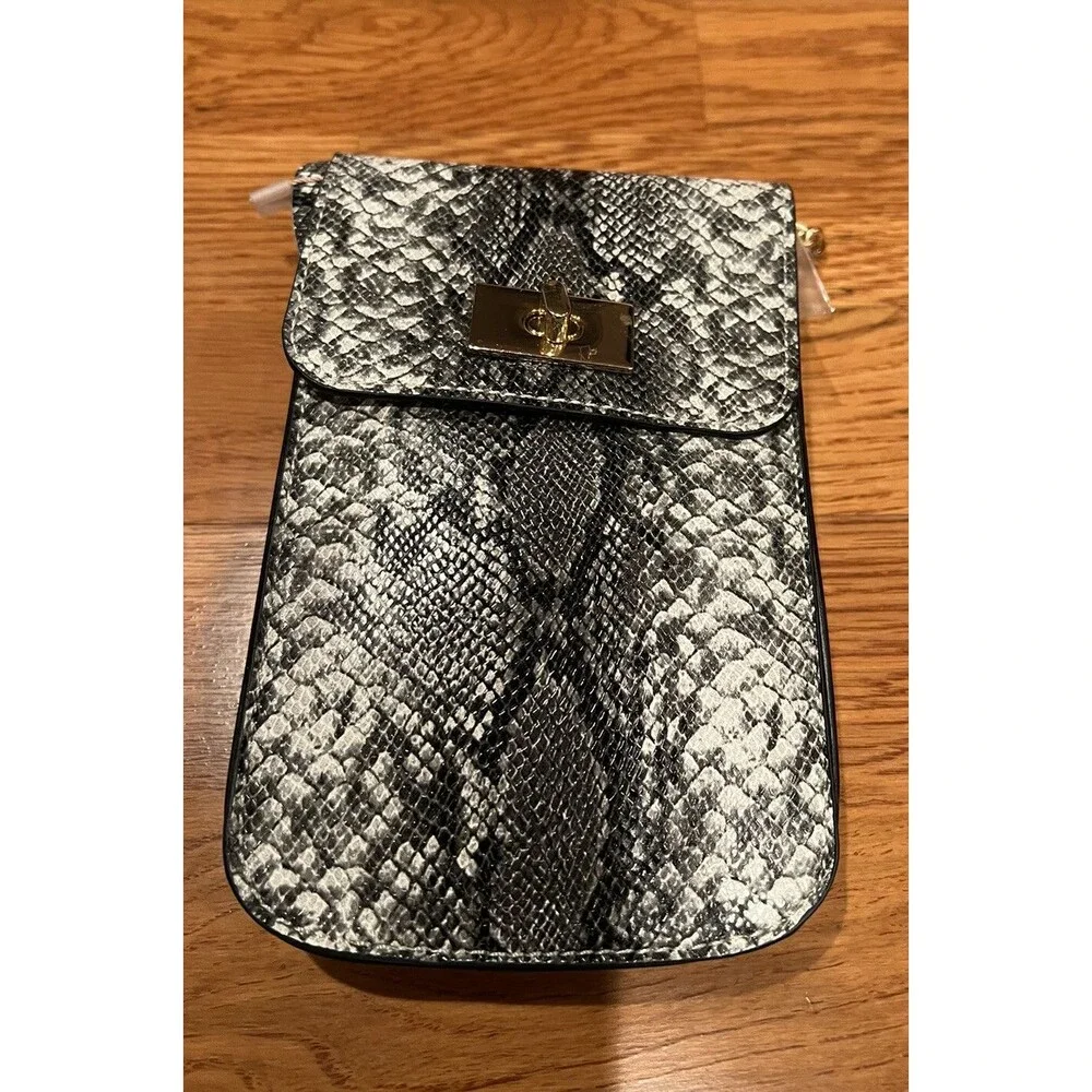 Mellow World Phone Holder Handbag Purse Snakeskin Color W/ Gold Chain Handle NWT